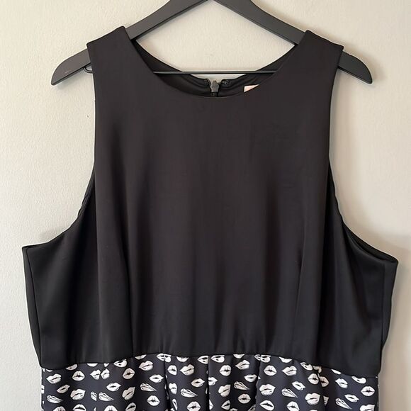 Hutch Anthropologie Black Scuba Dress Lip Print Hand Pockets Plus Size 2X - Picture 3 of 11